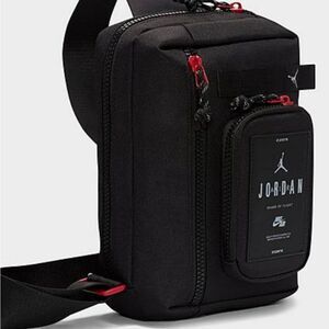 Jordan Hesi Crossbody Bag- Black